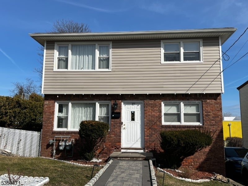 Photo of Listing #3956393