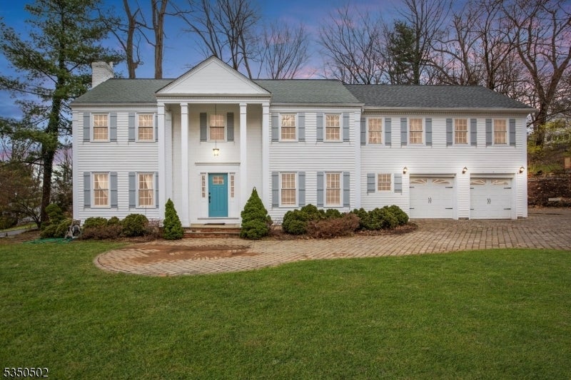 Photo of Listing #3956429