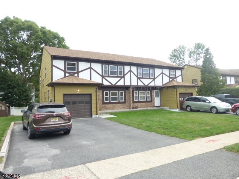 Photo of Listing #3957643