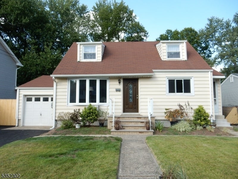 Photo of Listing #3957904