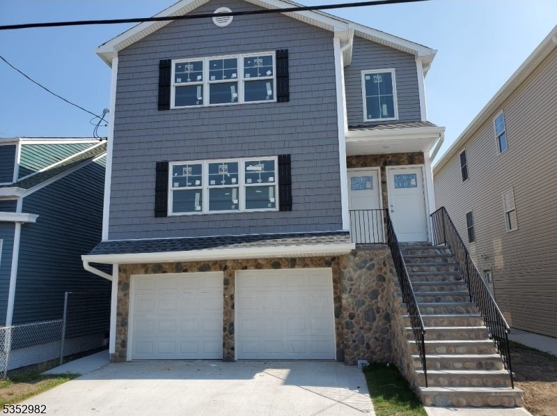 Photo of Listing #3958486
