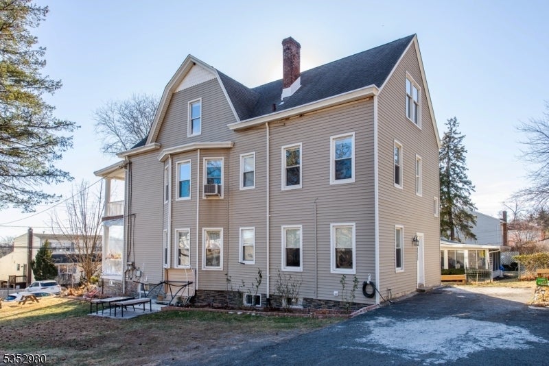 Photo of Listing #3958521