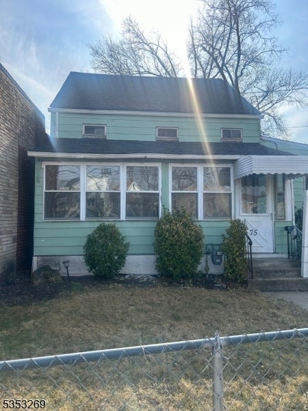 Photo of Listing #3958785