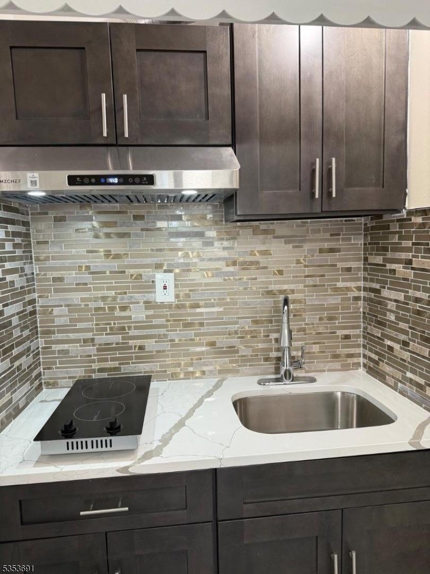 Photo of Listing #3959172
