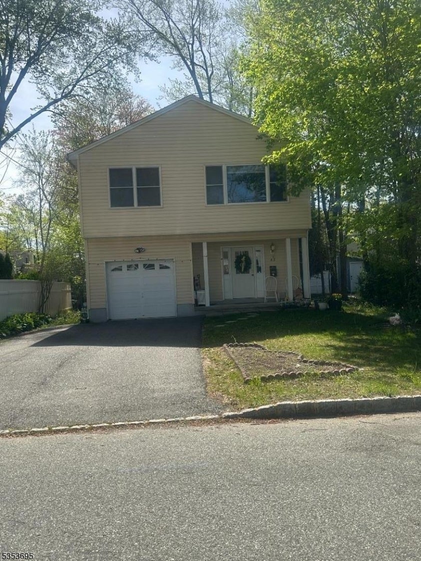 Photo of Listing #3959176