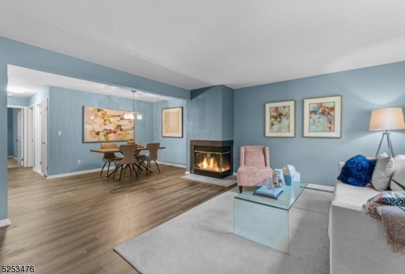 Photo of Listing #3959187