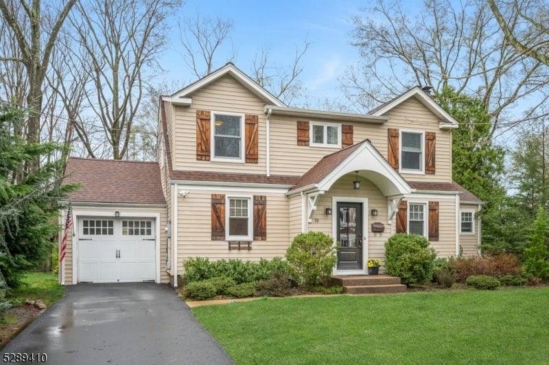 Photo of Listing #3960320