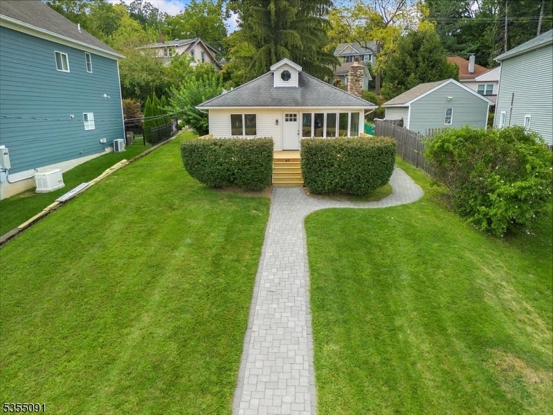 Photo of Listing #3960475
