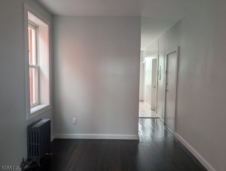 Photo of Listing #3960519