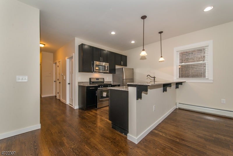 Photo of Listing #3960671