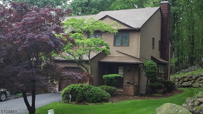 Photo of Listing #3960703