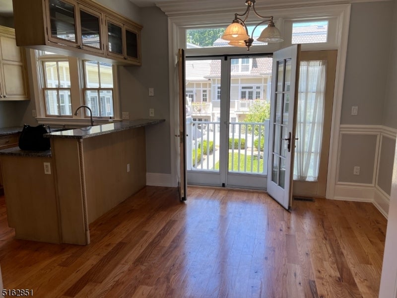 Photo of Listing #3960783