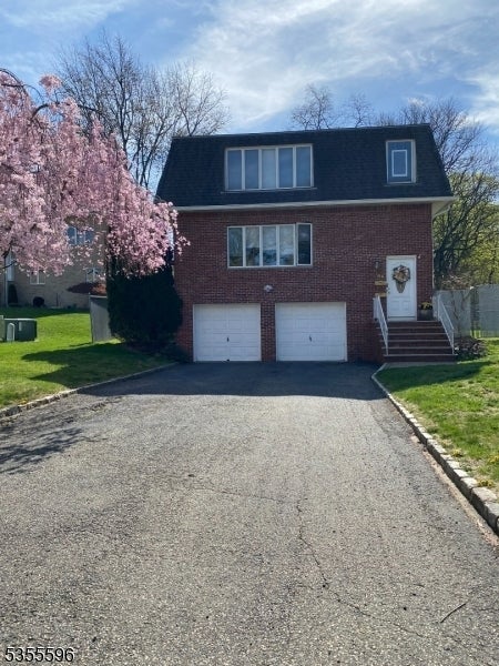 Photo of Listing #3960926
