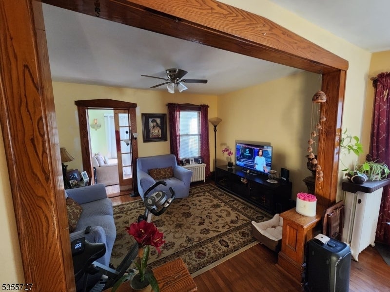 Photo of Listing #3961304