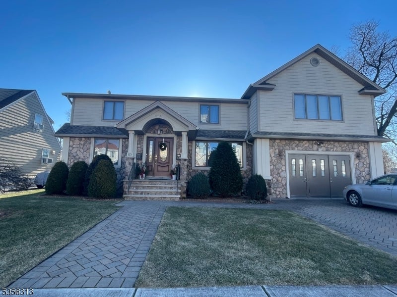 Photo of Listing #3961474