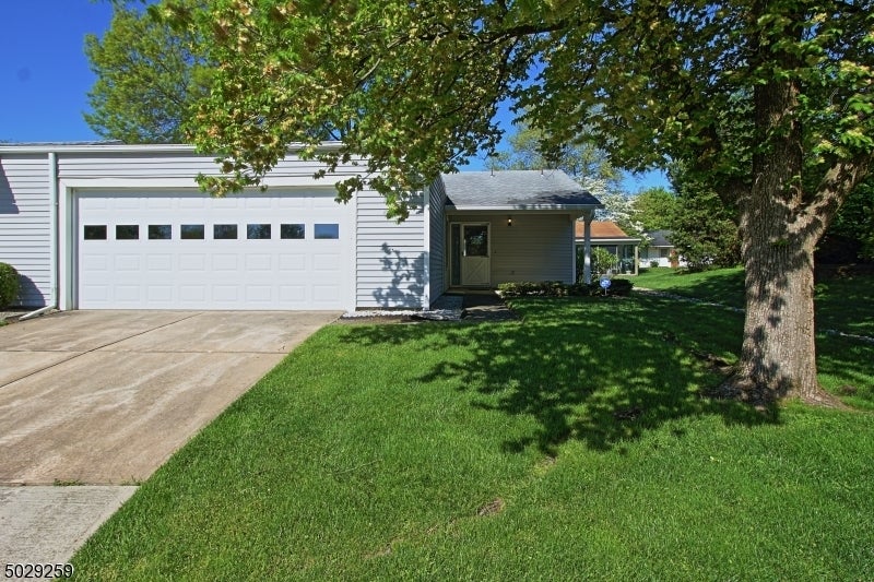 Photo of Listing #3961655