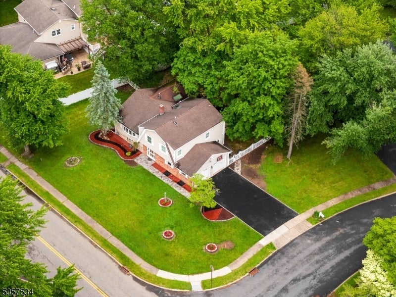 Photo of Listing #3962494