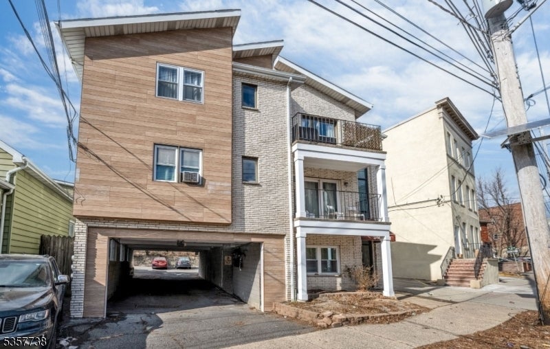 349 Gorge Road, Cliffside Park Boro