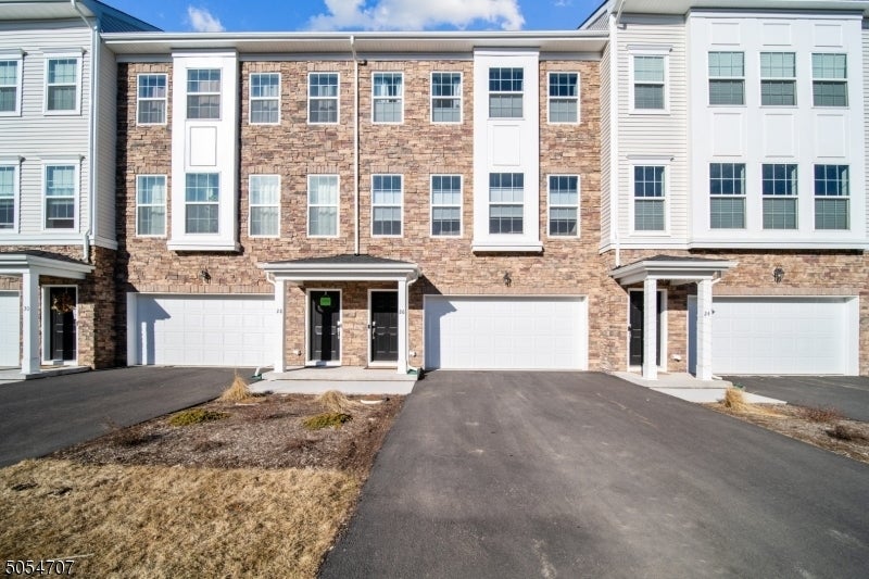 Photo of Listing #3963261