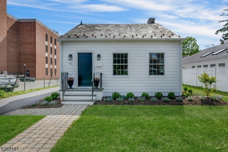 Photo of Listing #3963574