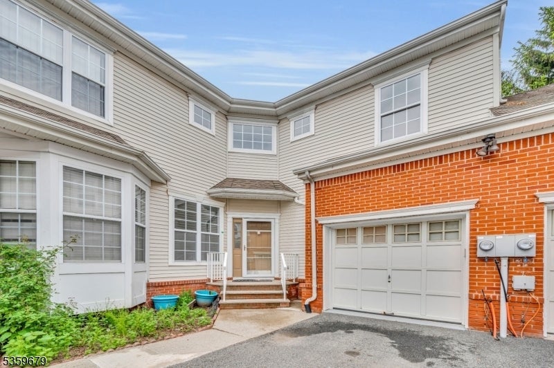 Photo of Listing #3964529