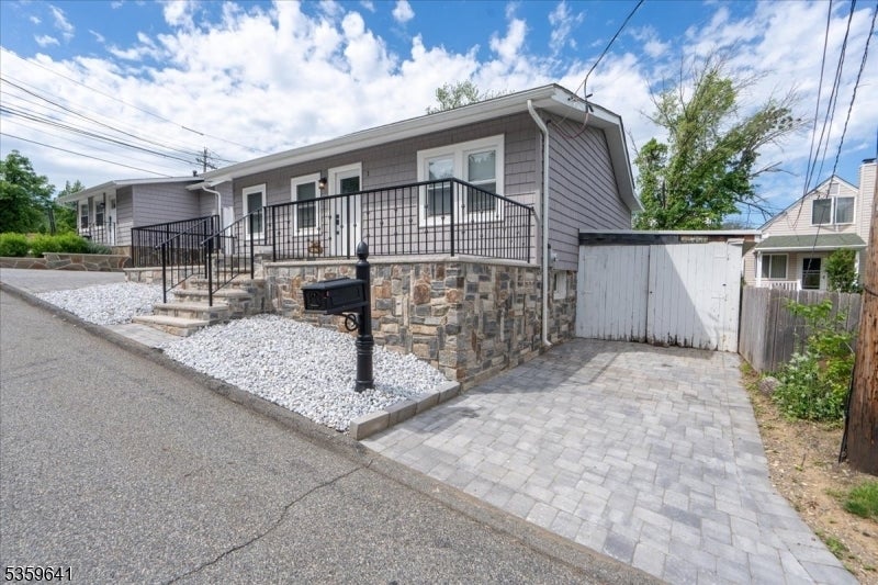 Photo of Listing #3964537