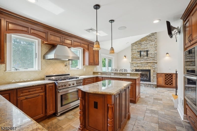 Photo of Listing #3964776