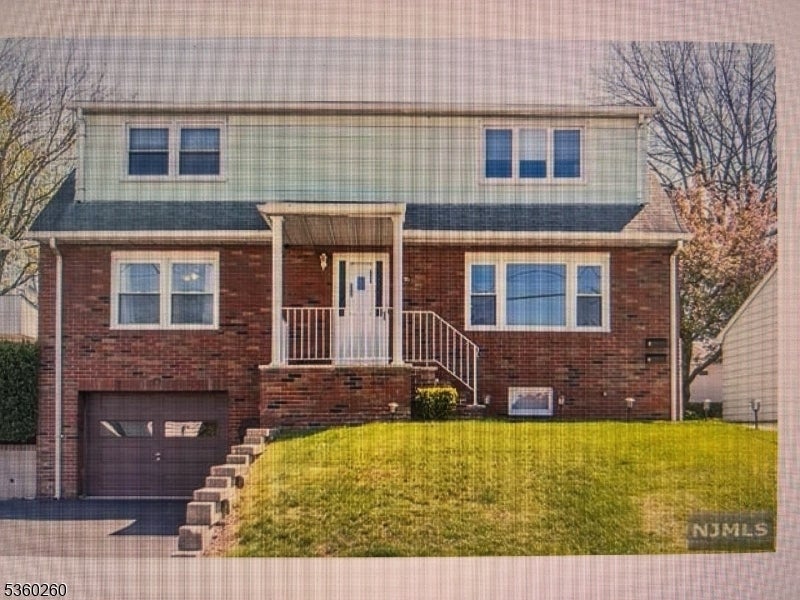 Photo of Listing #3965050