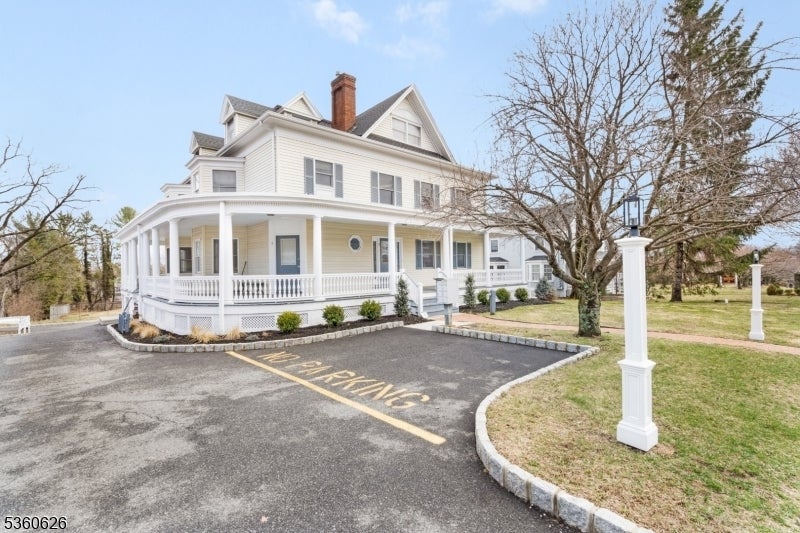 Photo of Listing #3965973