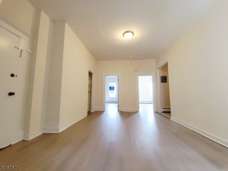 Photo of Listing #3966475