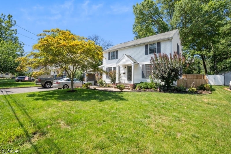 Photo of Listing #3967747