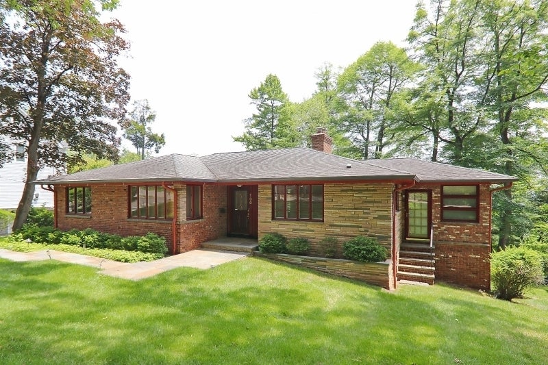 100 Sagamore Rd, Millburn Twp.