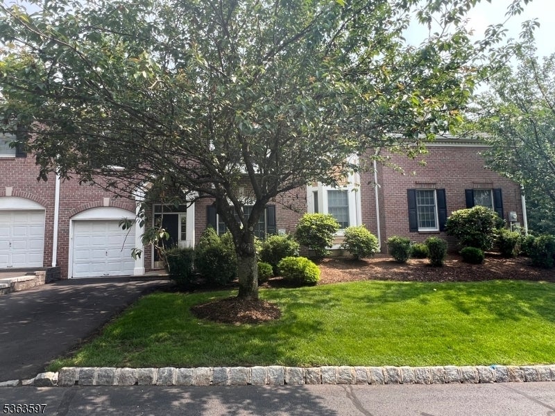 Photo of Listing #3968109