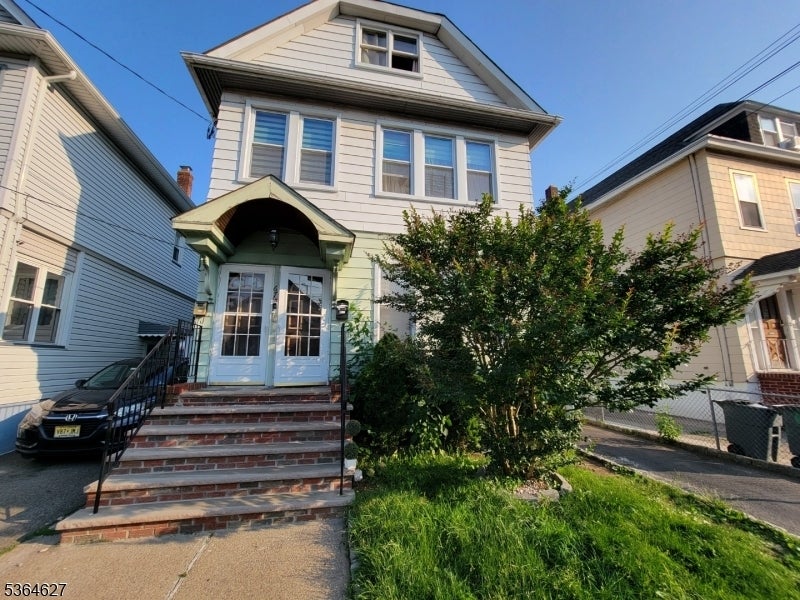 Photo of Listing #3969009