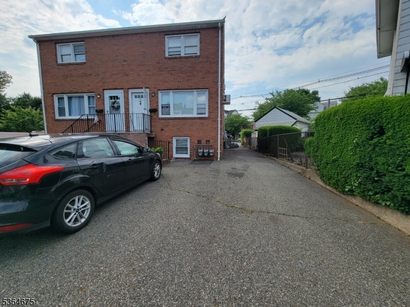 Photo of Listing #3969033