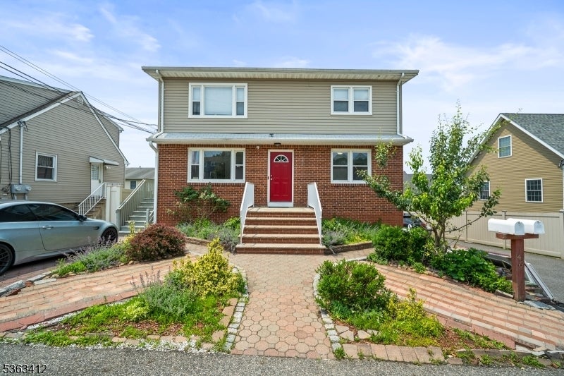 Photo of Listing #3969131