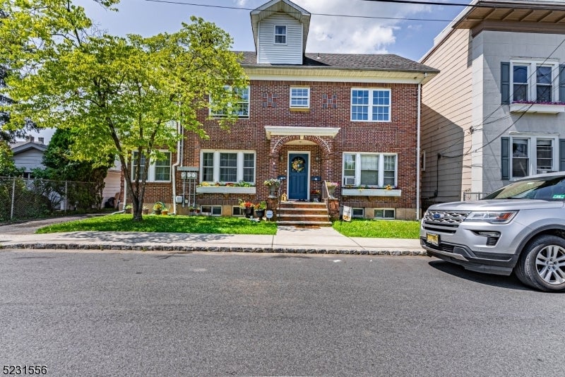 Photo of Listing #3969312