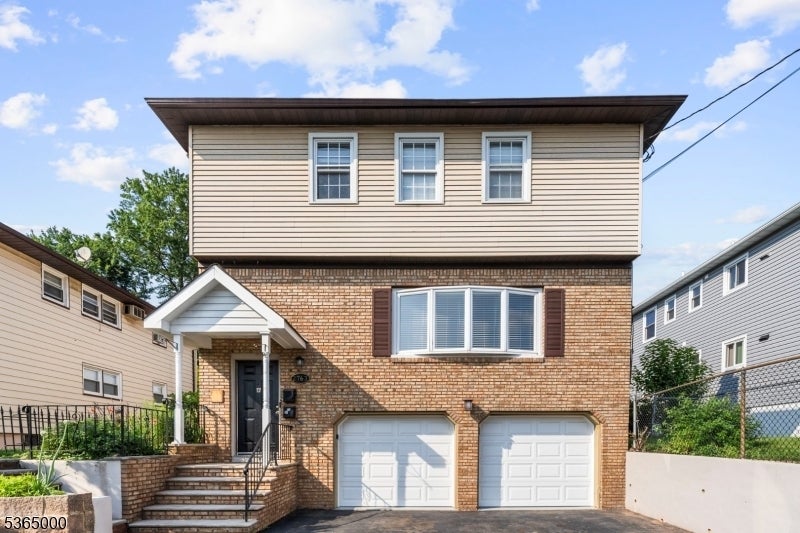 Photo of Listing #3969398