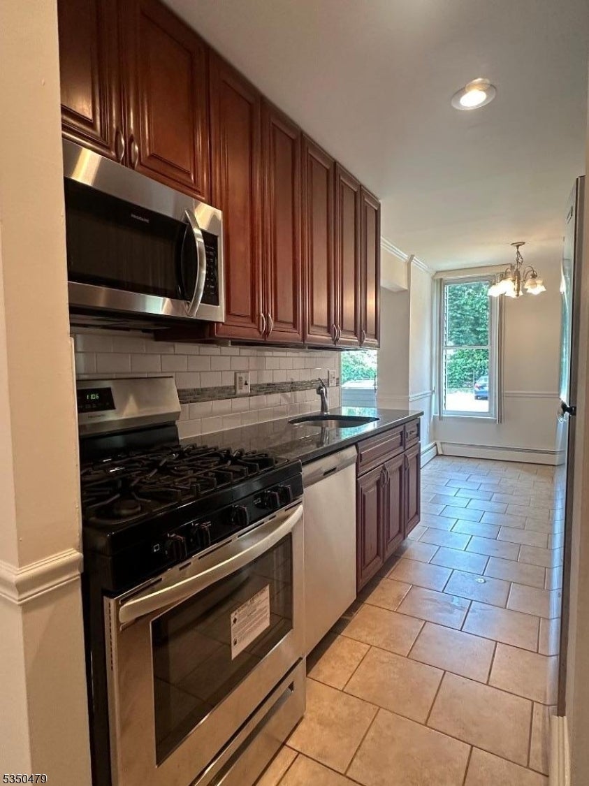 Photo of Listing #3970650