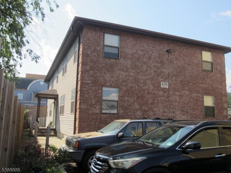 Photo of Listing #3971095