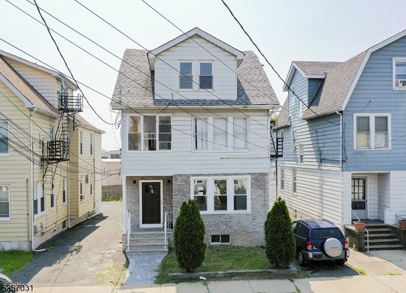 Photo of Listing #3971174