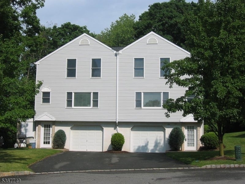 Photo of Listing #3971866