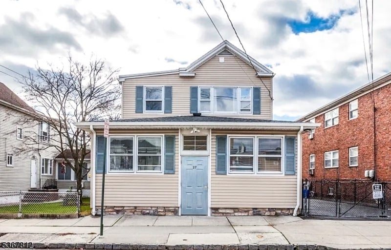 Photo of Listing #3972142