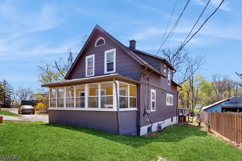 Photo of Listing #3972627