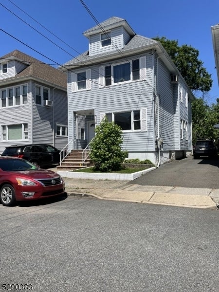Photo of Listing #3972667