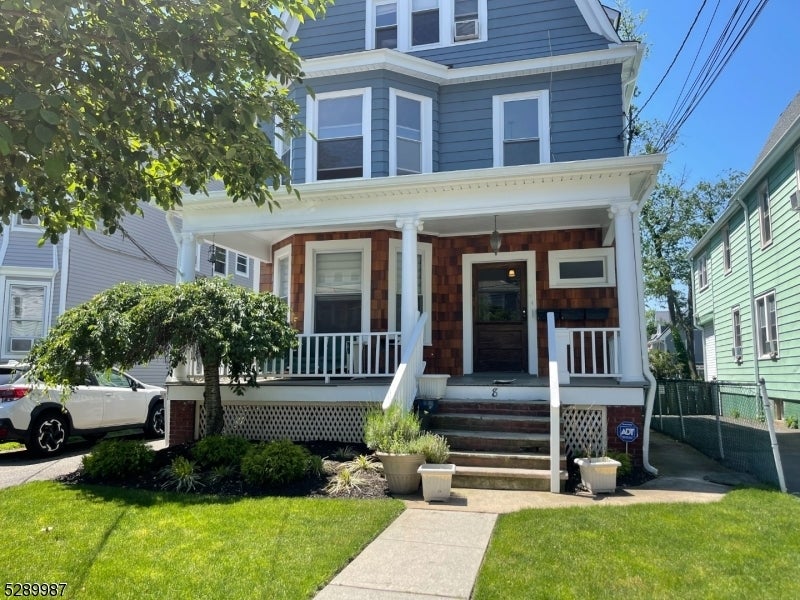 Photo of Listing #3972782