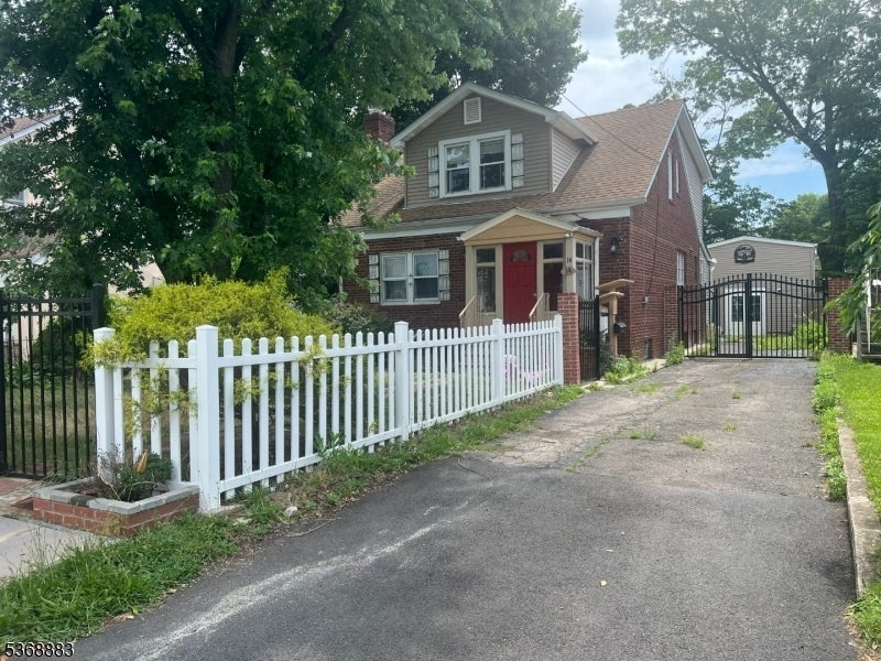 Photo of Listing #3972833