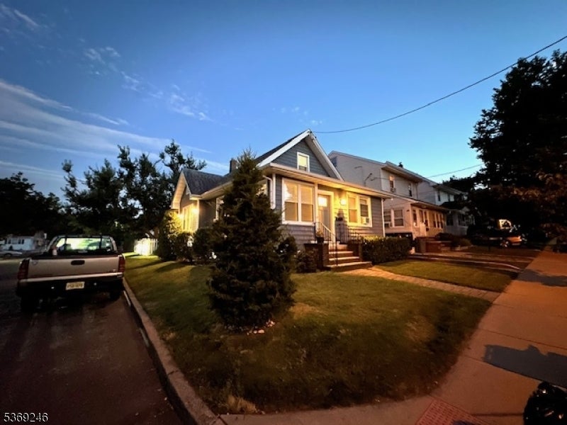 Photo of Listing #3973148