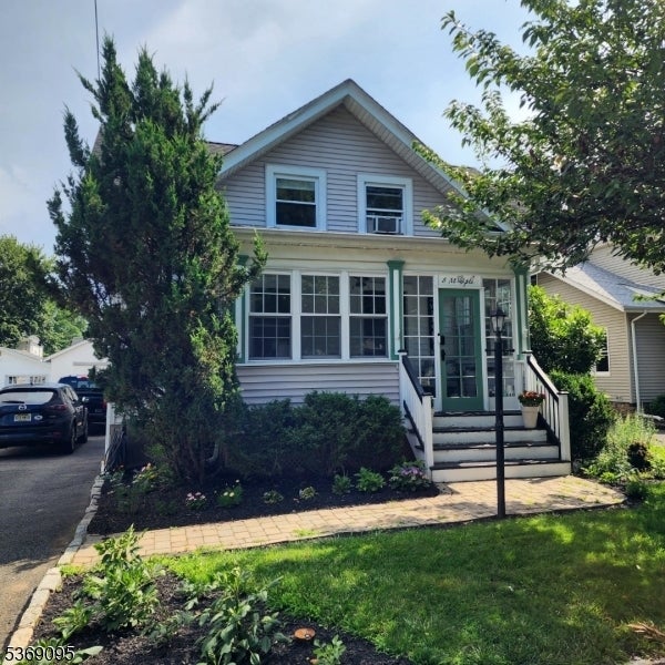 Photo of Listing #3973259