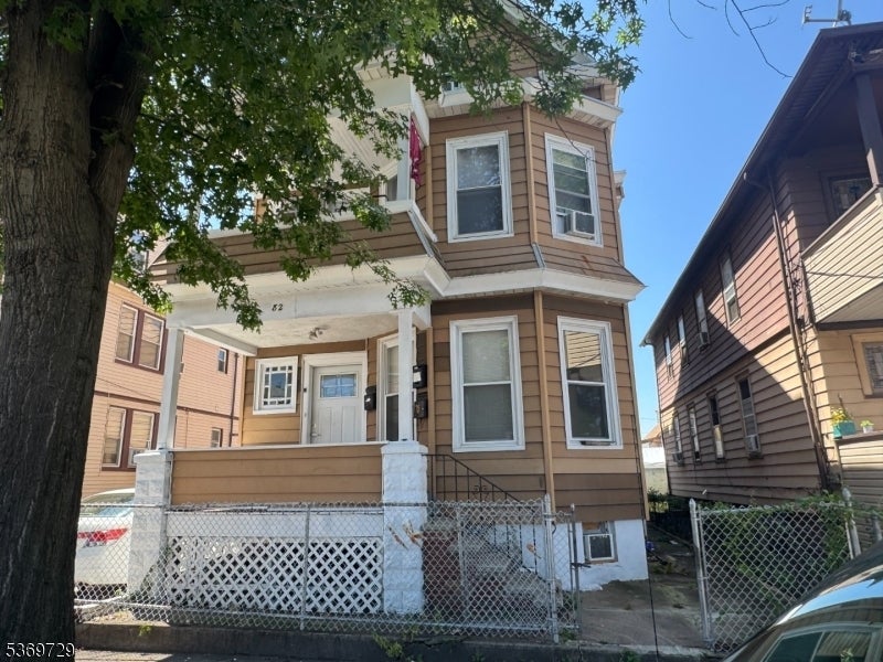 Photo of Listing #3973524